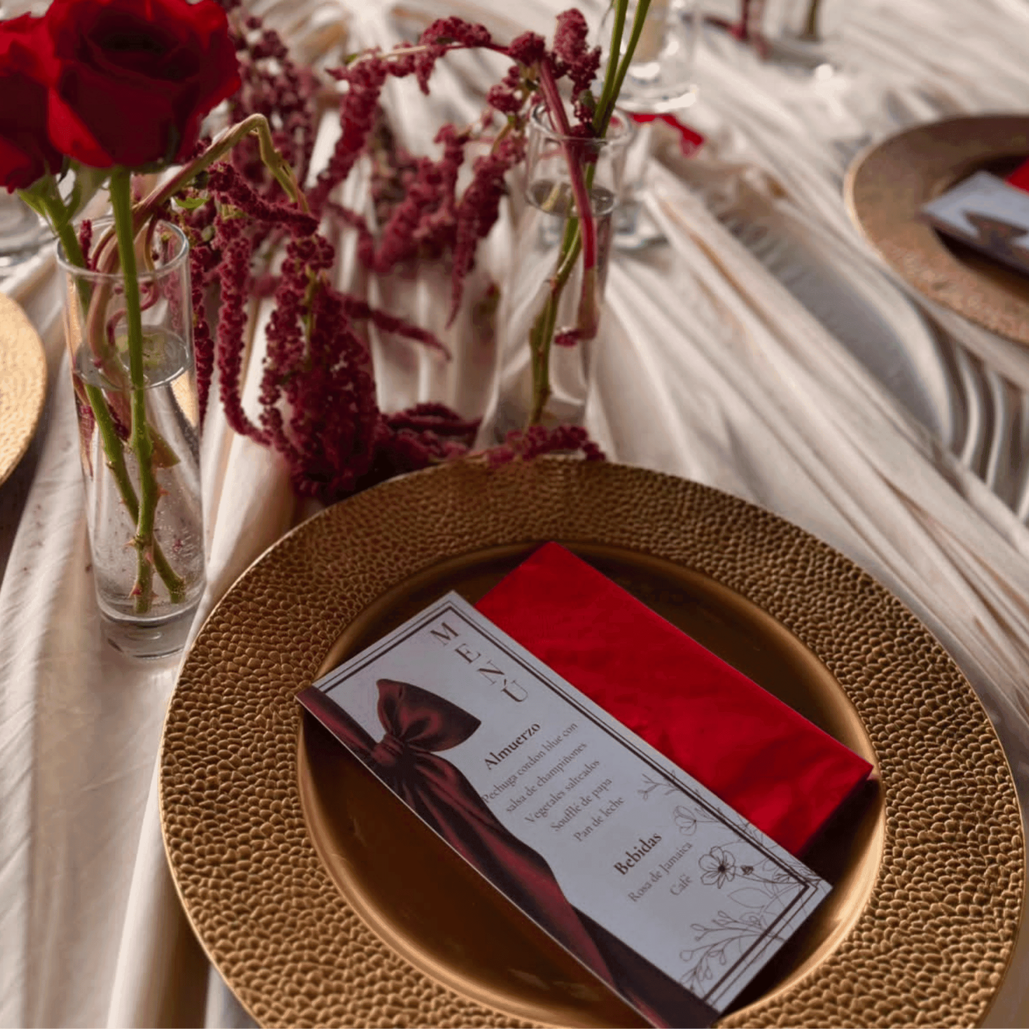 Menú de Mesa Elegancia Vino Tinto 3